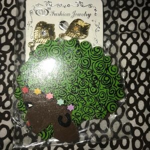 African Women Head outline wood earrings